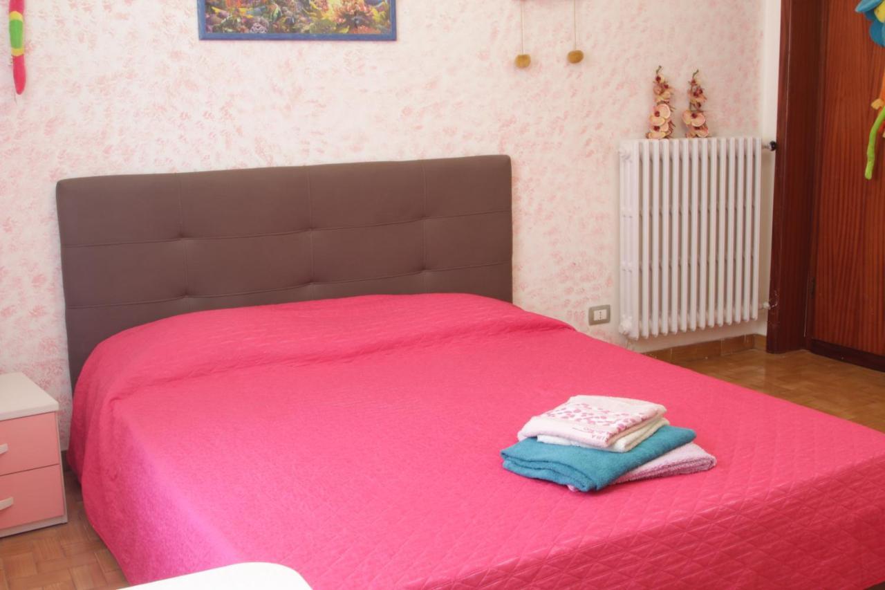 Villa Chiara Affitta Camere Каррара Экстерьер фото