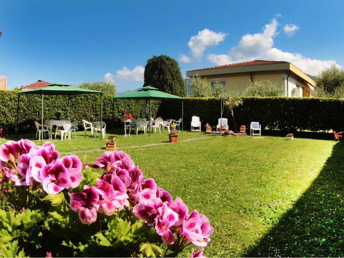 Villa Chiara Affitta Camere Каррара Экстерьер фото